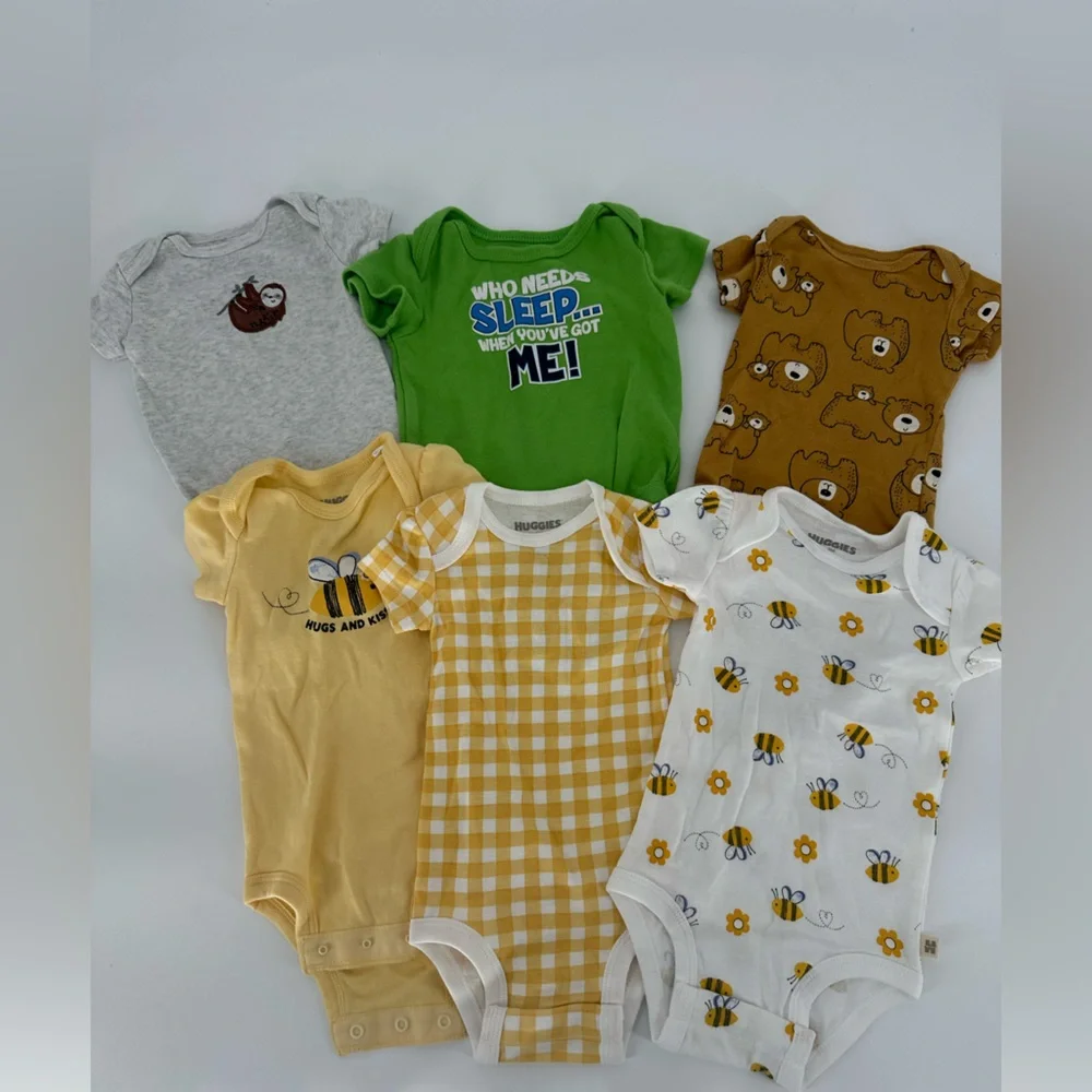 Lot of 6 Baby 0-3 Months Neutral Bodysuit Bears Sloth Bumblebee Green Yellow